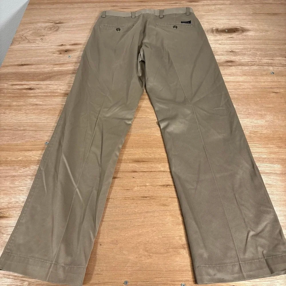 Dockers D1 Slim Fit Chinos Mens 31x32 Khaki Tan Flat Front Cotton Twill Pants